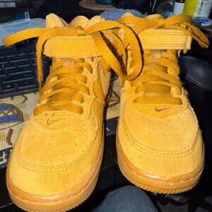 The Nike Air Force 1 Tan Beige Kids Youth 11C High Top Sneakers Shoes 870026-701